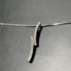 DIAMOND pendant 14K WG 20” chain